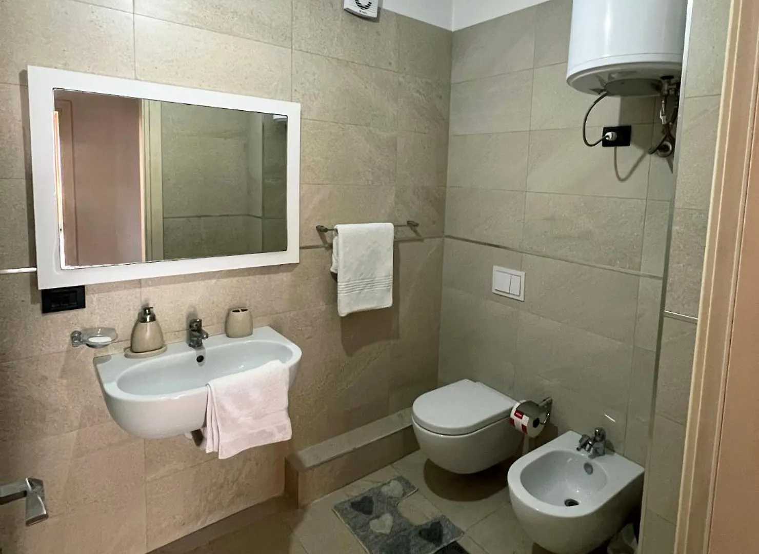 B2 Apartment Tirana