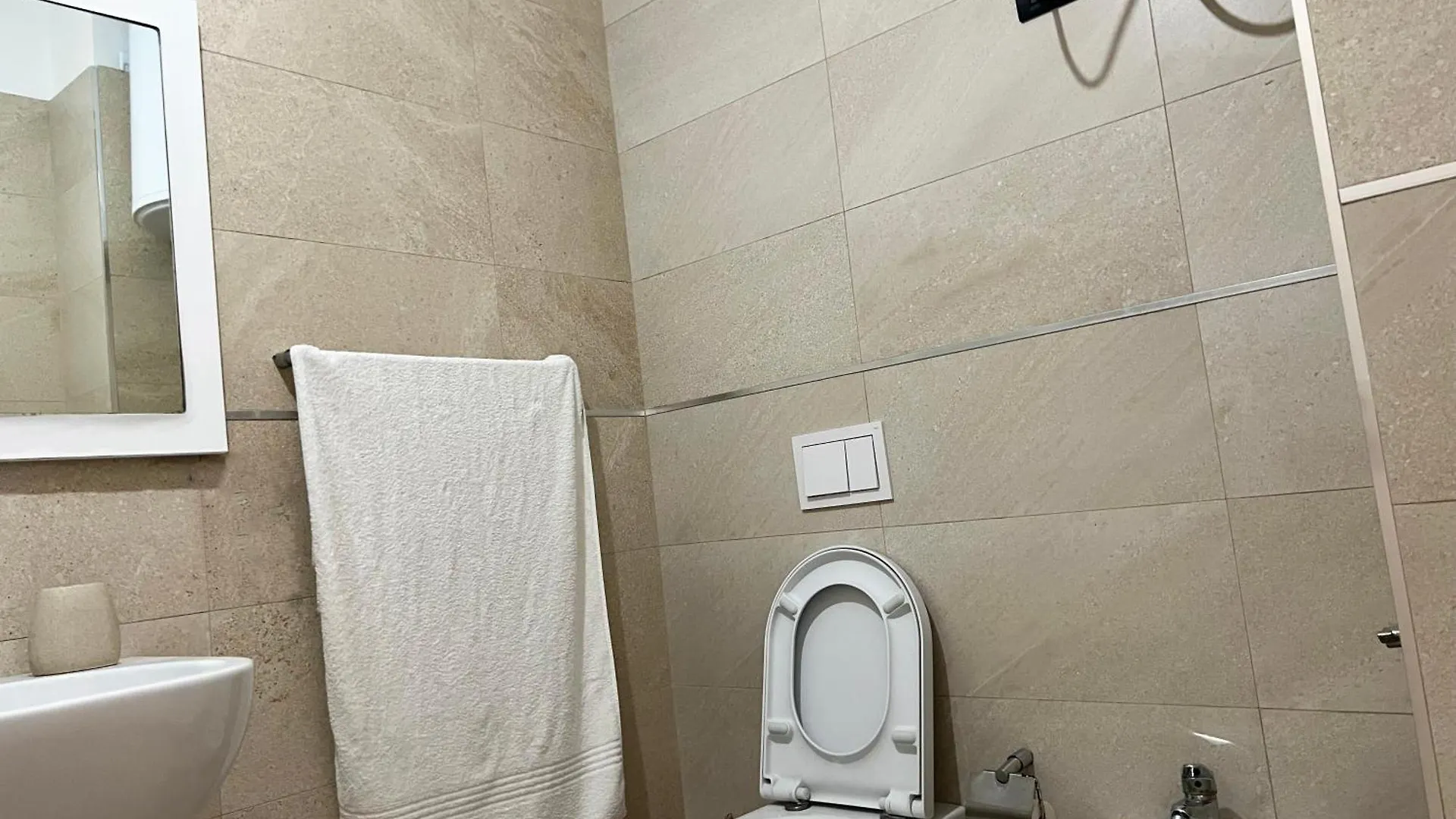 B2 Apartment Tirana