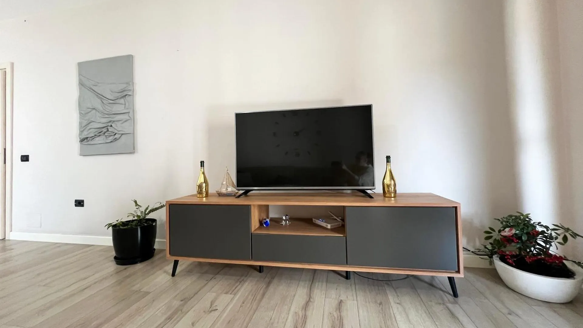 B2 Apartment Tirana
